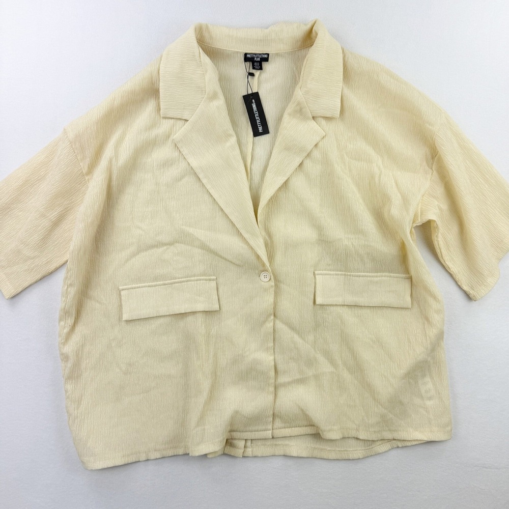 Pretty Little Thing Plus Cream Textured Short Sleeve Top Size 22 Womens - NEW
